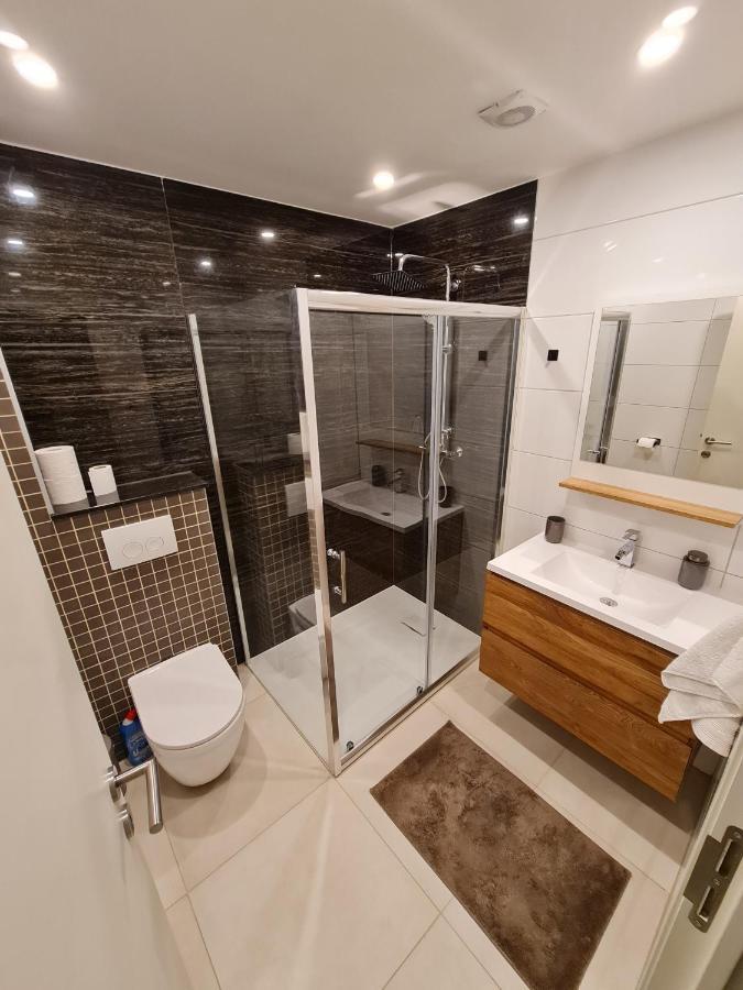 Modern Apartment At European Quarter Брюссель Екстер'єр фото